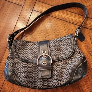 Coach Vintage Soho Shoulder Bag Signature Buckle Flap Black
